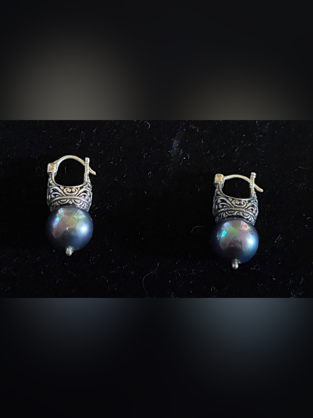 925 stamped Elegant Silver Filigree Black Pearl Drop Earrings - Picture 4 of 4